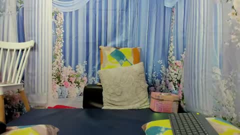 Monica Patricia online show from May 2, 2026, 4:06 am