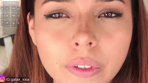 Snapshot of miss_galaxxia chatting on January 7, 2025, 10:11 am  Elisabeth  IG galax xxia       online show from January 7, 2025, 10:11 am