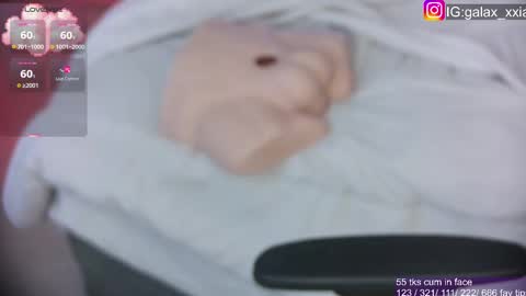 Snapshot of miss_galaxxia chatting on March 5, 2025, 7:38 pm  Elisabeth  IG galax xxia       online show from March 5, 2025, 7:38 pm