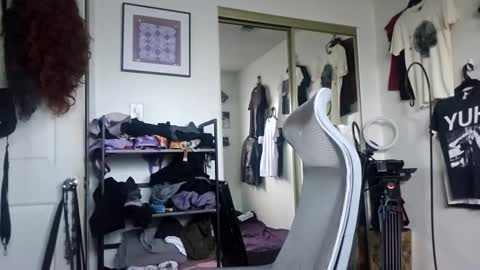 Snapshot of miss_ivory chatting on February 19, 2026, 1:01 am Miss Ivory online show from February 19, 2026, 1:01 am