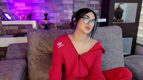 miss_ivyy online show from September 23, 2025, 9:18 pm