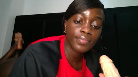 Snapshot of miss_jamilla255 chatting on October 11, 2025, 10:52 pm SensuElle WHAT I DONT SHOW HERE... YOULL ONLY SEE IN PRIVATE online show from October 11, 2025, 10:52 pm