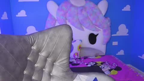 Keisi online show from November 3, 2025, 11:00 am