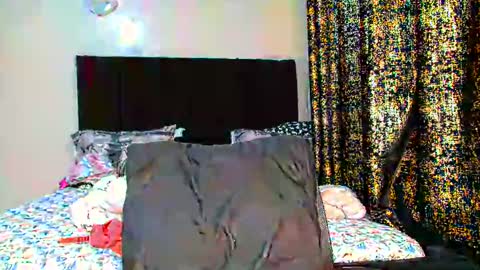 Miss Kiarrafit online show from March 8, 2025, 8:14 pm