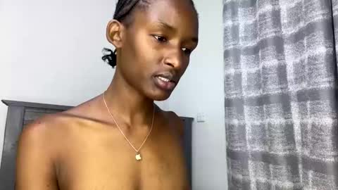 kiki online show from March 5, 2026, 1:23 am