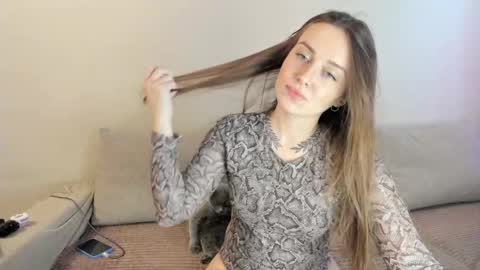 Kitty online show from May 9, 2026, 2:39 am