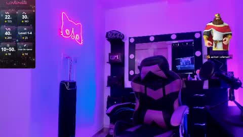 Snapshot of miss_kittyn chatting on July 6, 2026, 6:32 pm Miss Kittyn online show from July 6, 2026, 6:32 pm