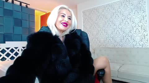 Snapshot of miss_kora chatting on January 14, 2025, 11:31 am Miss Kora online show from January 14, 2025, 11:31 am