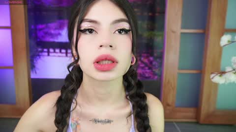 miss_lucyla online show from December 18, 2024, 11:02 am