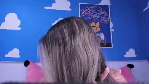 miss_lucyla online show from August 3, 2026, 11:05 am
