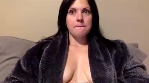 Snapshot of miss_maci_xo chatting on October 14, 2025, 11:11 am Maci online show from October 14, 2025, 11:11 am