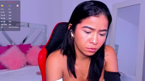   online show from February 23, 2025, 1:42 pm