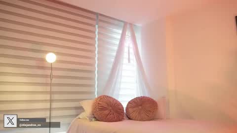 Snapshot of miss_meii chatting on April 20, 2026, 10:22 pm Alejandra online show from April 20, 2026, 10:22 pm