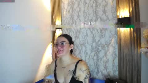 Snapshot of miss_merlin_ chatting on April 24, 2026, 3:42 am Merlin online show from April 24, 2026, 3:42 am