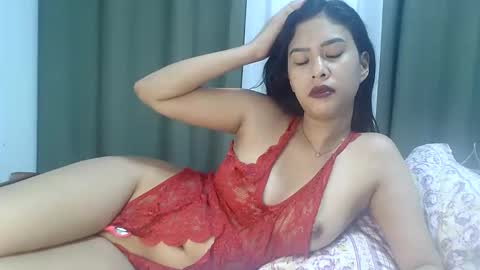 Snapshot of miss_merryjude01 chatting on November 14, 2025, 11:35 pm miss_merryjude01 online show from November 14, 2025, 11:35 pm