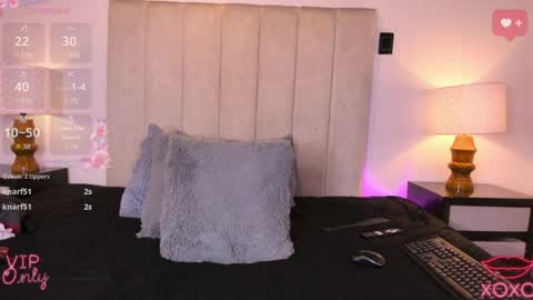 miss_milf_ online show from May 25, 2026, 8:26 pm