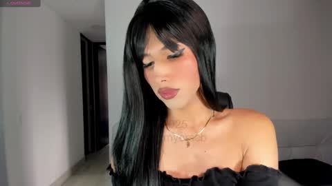 Goddess Myers  thumb up is important for me kisses  online show from February 28, 2025, 10:17 pm