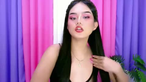 miss_nai online show from September 9, 2025, 10:48 am