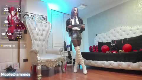 Snapshot of miss_nicolesds chatting on April 22, 2026, 1:12 pm Miss Nicole online show from April 22, 2026, 1:12 pm