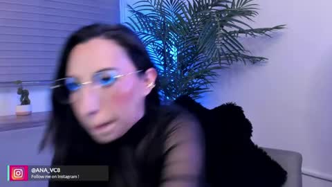 Ana Vidal online show from May 1, 2026, 8:35 pm