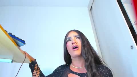 miss_poonamxxx online show from February 3, 2026, 6:22 am