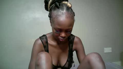 Snapshot of miss_pretty1 chatting on March 1, 2026, 4:42 pm miss_pretty1 online show from March 1, 2026, 4:42 pm