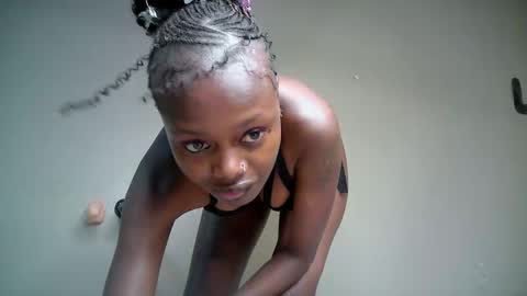 Snapshot of miss_pretty1 chatting on March 18, 2026, 8:28 am miss_pretty1 online show from March 18, 2026, 8:28 am