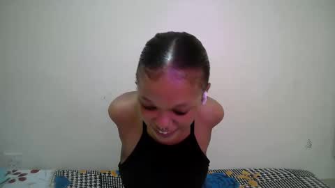 miss_rihanna2 online show from May 3, 2026, 8:48 pm