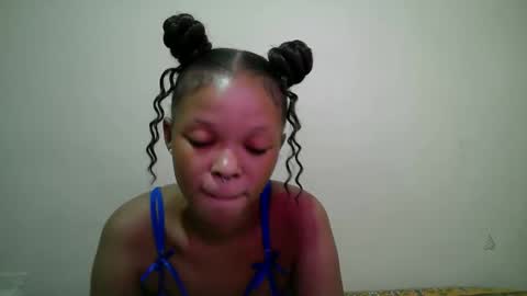 miss_rihanna2 online show from May 7, 2026, 10:42 am