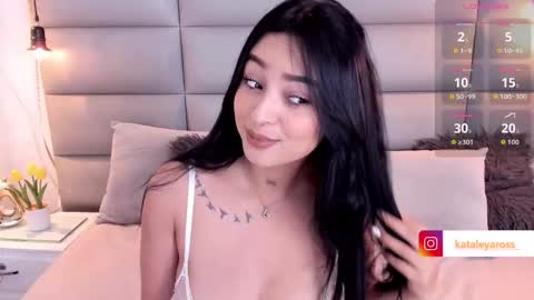 Snapshot of miss_ross_ chatting on October 15, 2025, 12:44 am onlyfanskataleyaross online show from October 15, 2025, 12:44 am