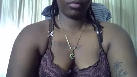 Snapshot of miss_sinphoria chatting on October 21, 2025, 6:47 am Miss  online show from October 21, 2025, 6:47 am