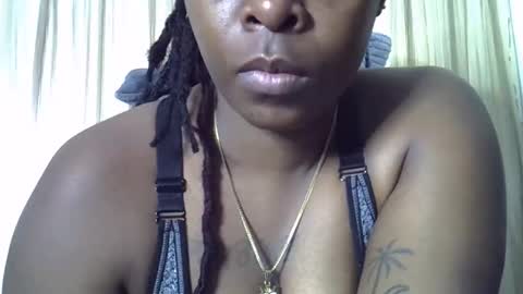 Snapshot of miss_sinphoria chatting on October 23, 2025, 8:24 am Miss  online show from October 23, 2025, 8:24 am