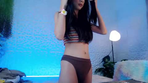 IM SUGAR online show from May 5, 2026, 11:02 pm