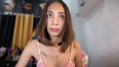 IM SUGAR online show from July 3, 2026, 11:27 am