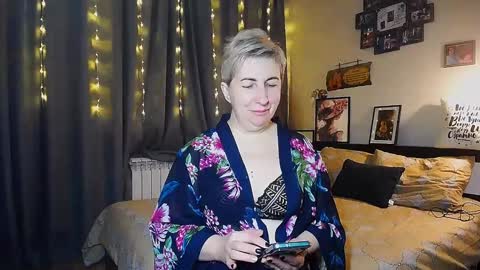 Snapshot of miss_tasha_kom chatting on January 17, 2025, 7:19 am miss_tasha_kom online show from January 17, 2025, 7:19 am