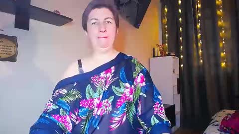Snapshot of miss_tasha_kom chatting on March 4, 2025, 9:51 am miss_tasha_kom online show from March 4, 2025, 9:51 am
