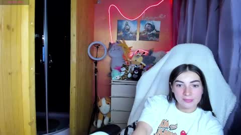 Snapshot of miss_tasy chatting on May 19, 2026, 10:43 am Melanie January 15th is my birthday there will be an interesting show online show from May 19, 2026, 10:43 am