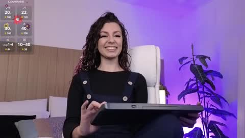 Adara Lpez online show from January 3, 2025, 11:46 am