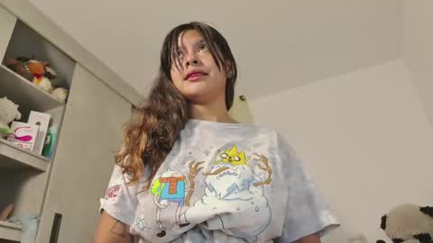 Snapshot of miss_valery2 chatting on May 8, 2026, 1:33 am hanna online show from May 8, 2026, 1:33 am