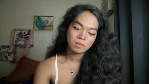 Snapshot of miss_veron_xoxo chatting on February 17, 2026, 3:29 pm miss_veron_xoxo online show from February 17, 2026, 3:29 pm