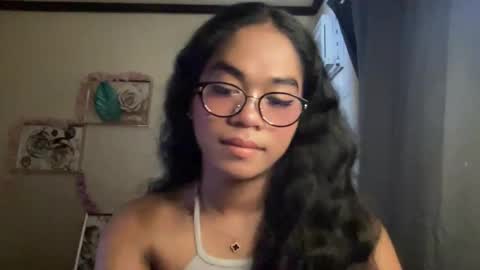 Snapshot of miss_veron_xoxo chatting on March 2, 2026, 6:36 am miss_veron_xoxo online show from March 2, 2026, 6:36 am