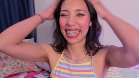 Miss Veronica online show from November 12, 2025, 2:06 pm