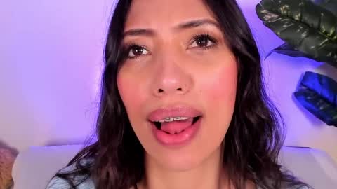 Miss Veronica online show from May 7, 2026, 1:16 pm