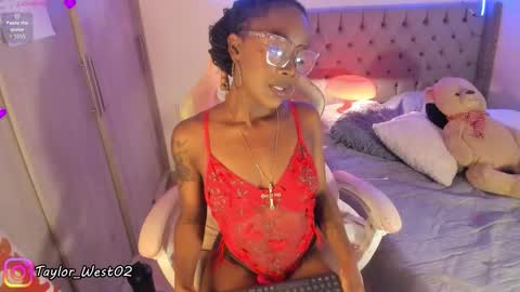 Tay Tay Independent Model   online show from November 27, 2025, 6:04 am