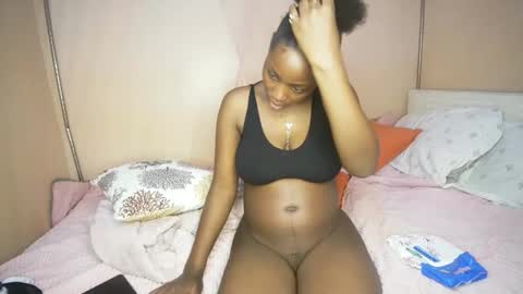 miss_worldfire online show from May 10, 2026, 6:24 pm