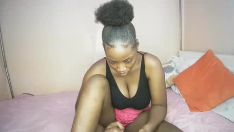 miss_worldfire online show from May 12, 2026, 10:56 am