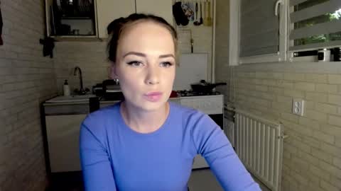 miss_you20 online show from September 26, 2025, 7:07 pm