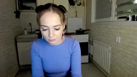 miss_you20 online show from September 27, 2025, 8:14 pm