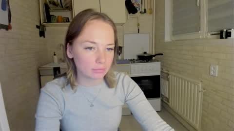 miss_you20 online show from October 27, 2025, 6:45 pm