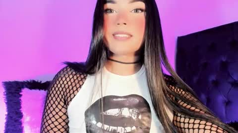 Snapshot of miss_zz chatting on October 29, 2025, 5:14 pm miss_zz online show from October 29, 2025, 5:14 pm